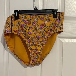 Time and Tru XL (16/18) yellow floral swim bottoms